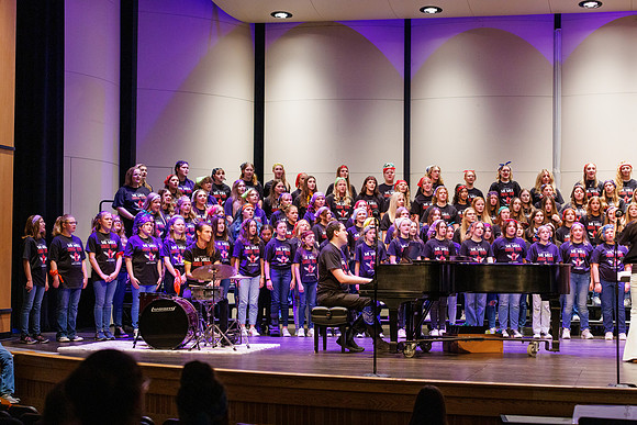PHS8258Choir