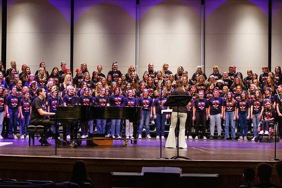 PHS8259Choir