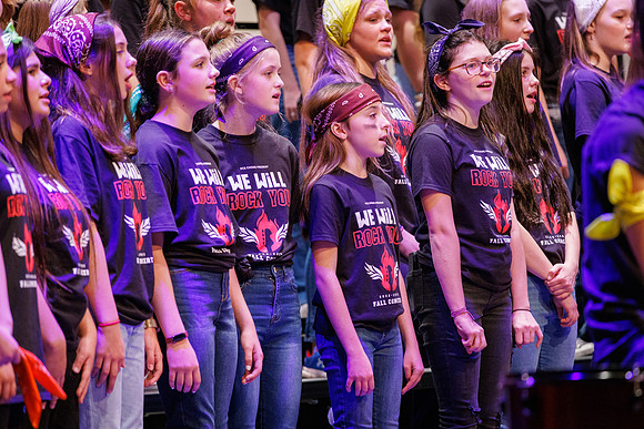 PHS8364Choir
