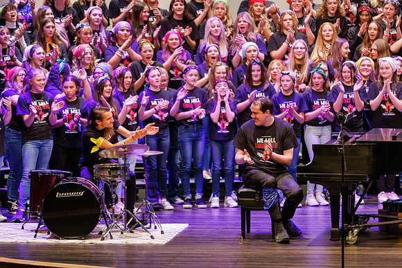 PHS8484Choir